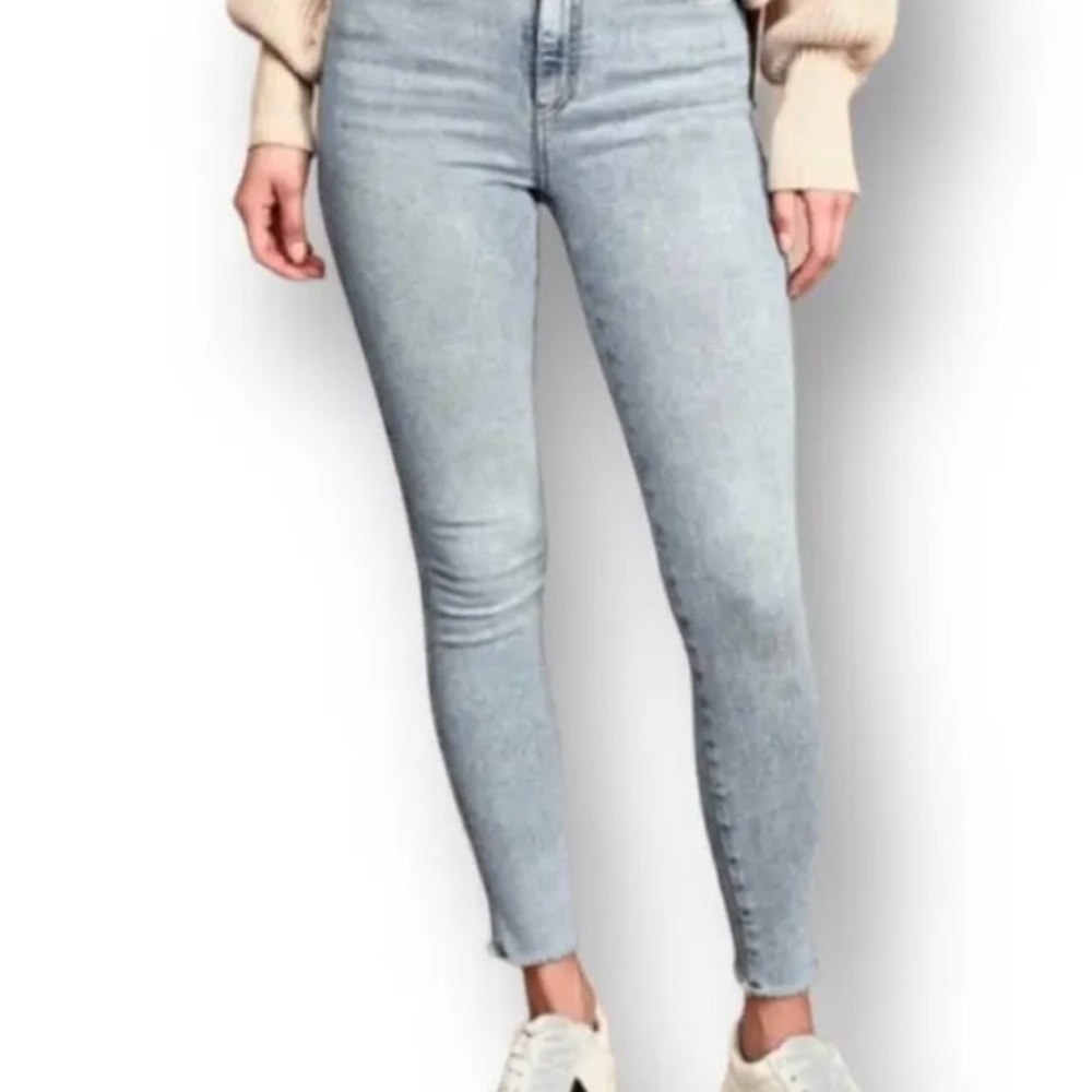 We The Free Light Blue Skinny Jeans
